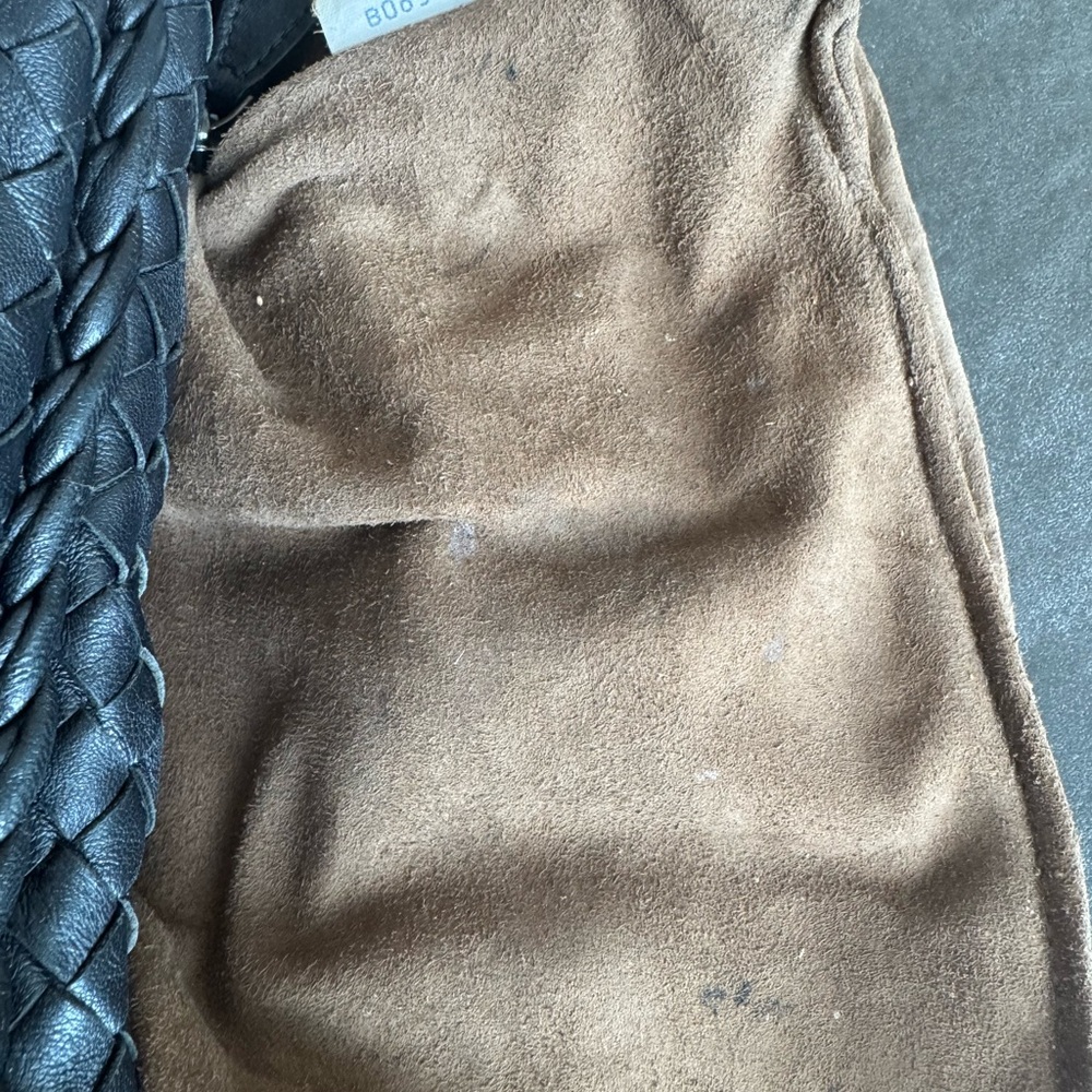 Bottega Veneta Medium Hobo Black - Picture 10 of 15